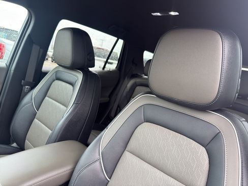 Used 2025 Chevrolet Equinox LT w/ Convenience Package II image 27