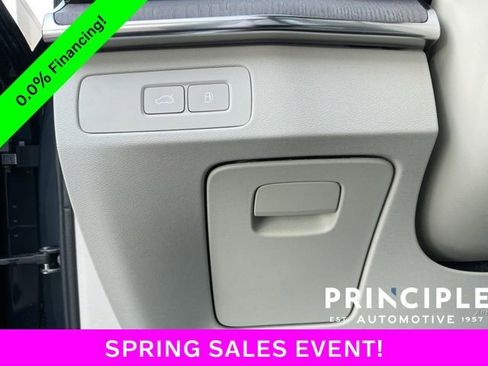New 2026 Volvo XC90 T8 Ultra w/ Protection Package Premier image 25