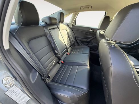 Used 2024 Volkswagen Jetta SE image 18