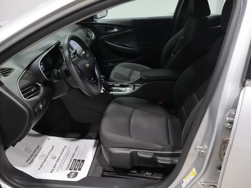 Used 2021 Chevrolet Malibu LS FWD image 10