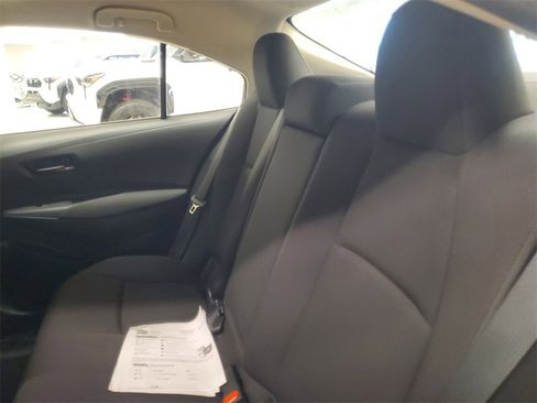 Used 2025 Toyota Corolla LE image 12