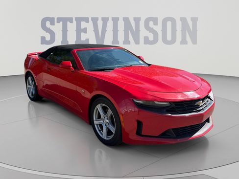 Used 2020 Chevrolet Camaro LT RWD image 7