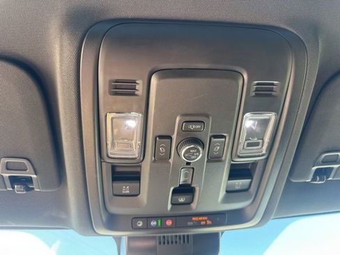 Used 2025 Chevrolet Suburban High Country w/ Sun And Tow Package image 23