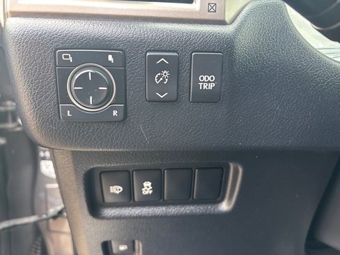 Used 2014 Lexus GX 460 image 20