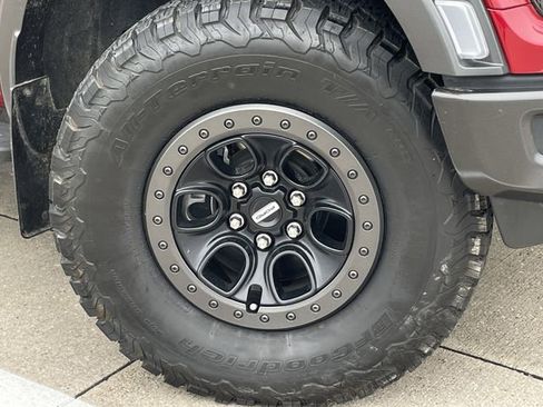 Used 2023 Ford F150 Raptor w/ Raptor Carbon Fiber Package AWD/4WD image 9