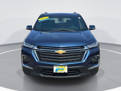Used 2023 Chevrolet Traverse LT AWD/4WD image 2