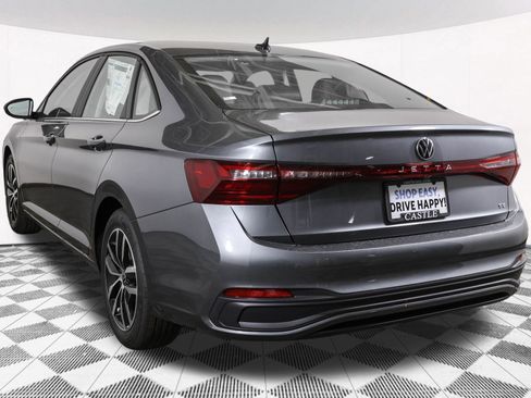 Used 2026 Volkswagen Jetta SE FWD image 15