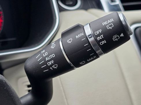Used 2021 Land Rover Range Rover Sport HSE Silver Edition image 38