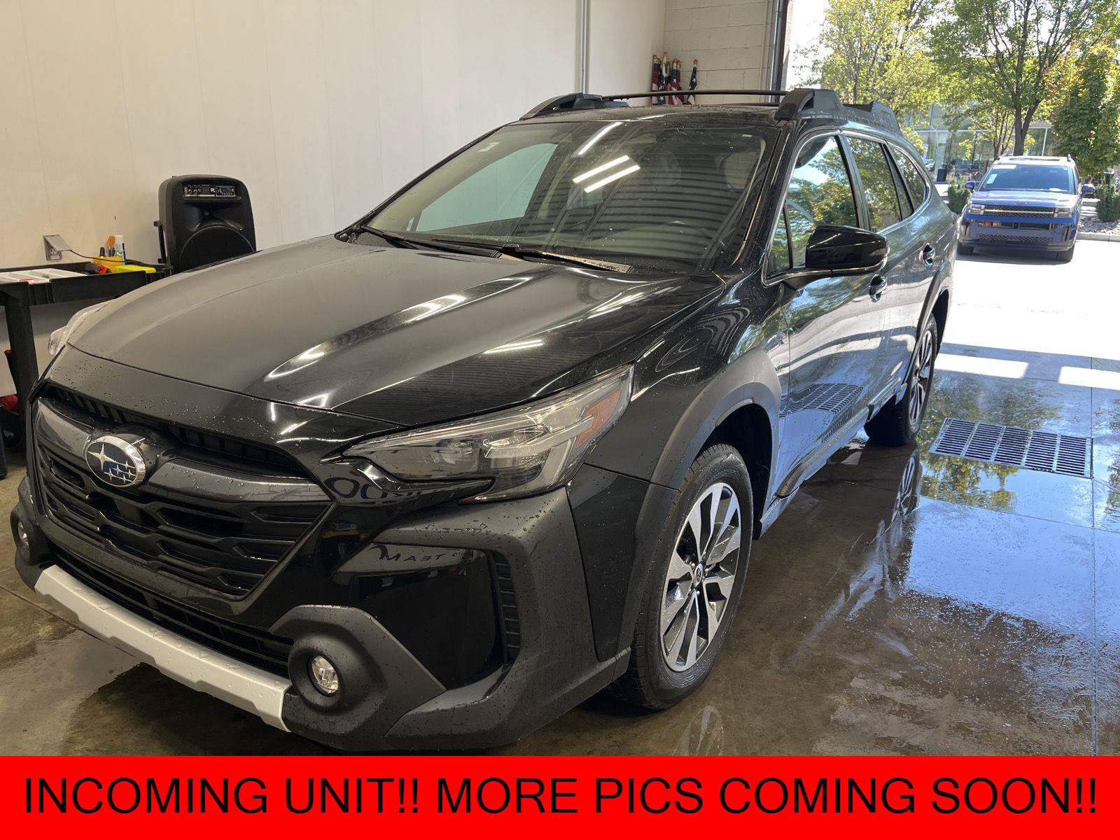 Used 2024 Subaru Outback Limited AWD/4WD image 1