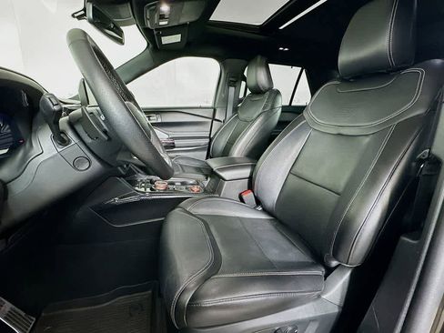 Certified 2023 Ford Explorer ST w/ Equipment Group 401A image 33