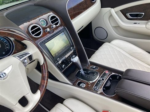 Used 2017 Bentley Continental GT AWD/4WD image 23