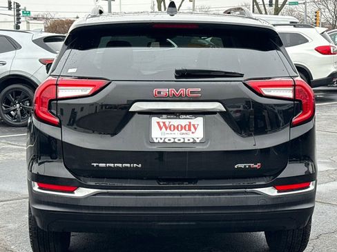 Certified 2023 GMC Terrain AT4 image 7