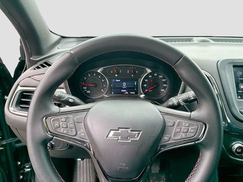 Used 2023 Chevrolet Equinox RS FWD image 12