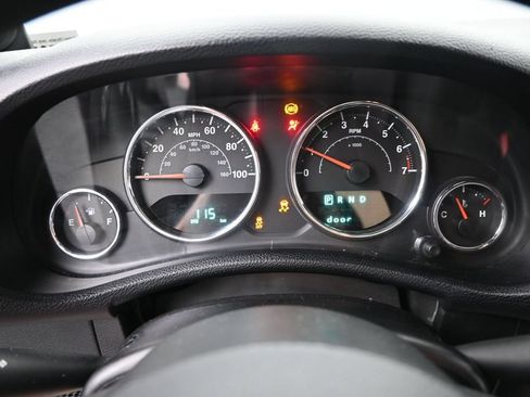Used 2013 Jeep Wrangler Sport AWD/4WD image 27