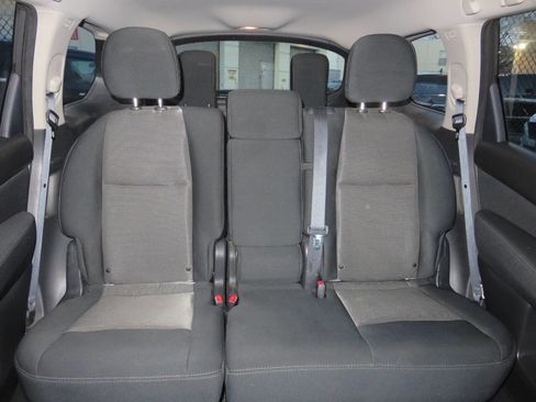 Used 2017 Nissan Pathfinder S image 21