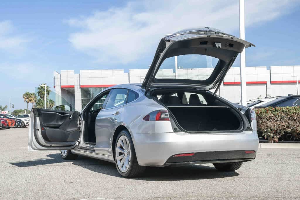 Used 2017 Tesla Model S 90D AWD/4WD image 23