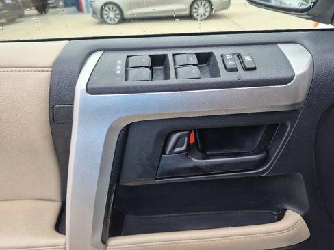 Used 2013 Toyota 4Runner SR5 RWD image 11