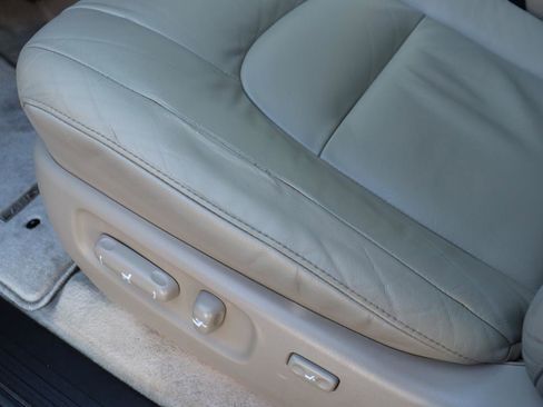 Used 2008 Toyota Land Cruiser image 55