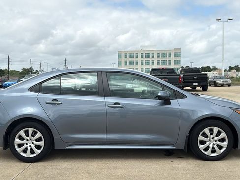 Certified 2025 Toyota Corolla LE image 6