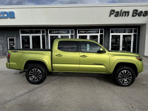 Used 2023 Toyota Tacoma TRD Sport image 6
