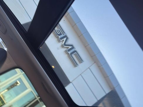 Used 2024 Nissan Rogue Platinum image 15