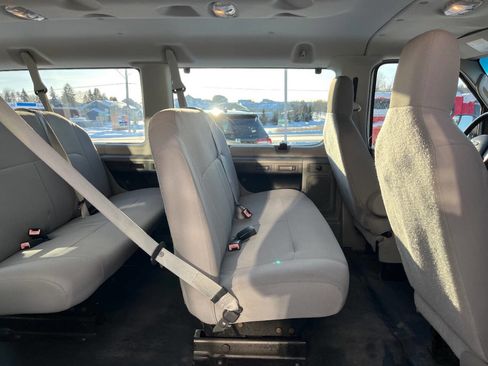 Used 2013 Ford E-350 and Econoline 350 XL image 23