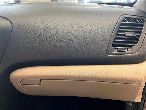 Used 2023 Hyundai Elantra SEL w/ Preferred Accessory Package FWD image 16