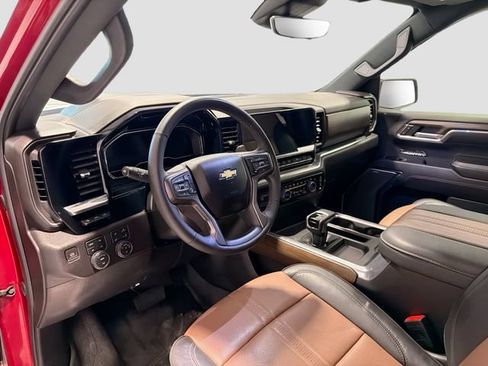 Certified 2024 Chevrolet Silverado 1500 High Country w/ High Country Premium Package image 9