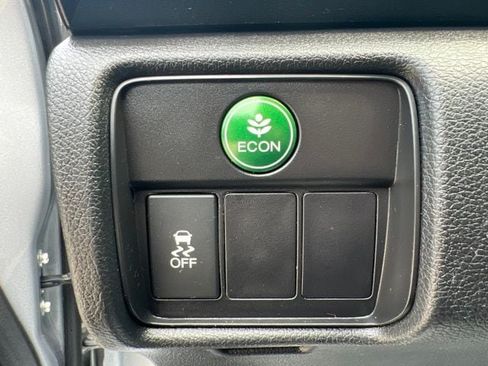 Used 2017 Honda Accord LX-S image 17