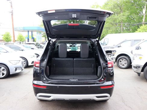 Used 2024 Mitsubishi Outlander FWD image 57