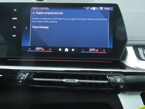 Certified 2025 BMW X1 xDrive28i w/ Premium Package image 15