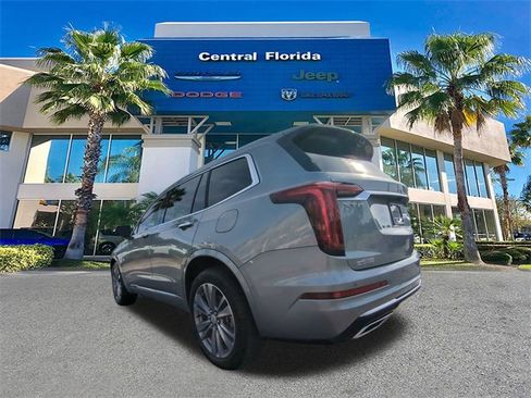 Used 2025 Cadillac XT6 Premium Luxury w/ Technology Package image 7