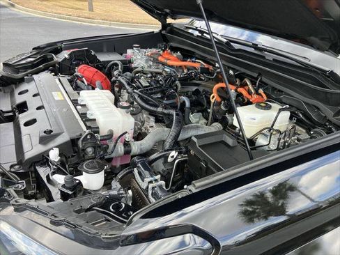 Certified 2025 Toyota Tacoma TRD Pro image 37