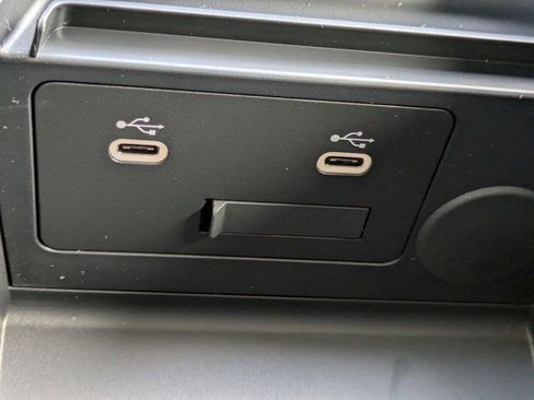 Certified 2025 MAZDA CX-30 AWD 2.5 S w/ Preferred Package image 23