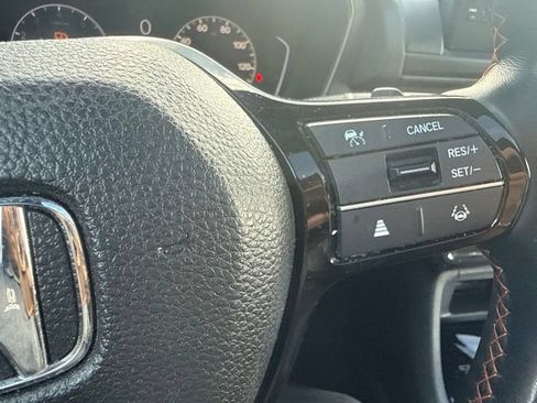 Certified 2025 Honda Pilot TrailSport image 16