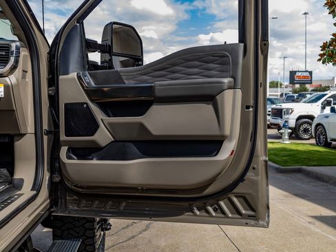 Used 2026 Ford F450 Platinum w/ Platinum Plus Package AWD/4WD image 39