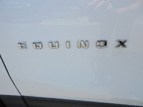 Used 2020 Chevrolet Equinox Premier AWD/4WD image 3
