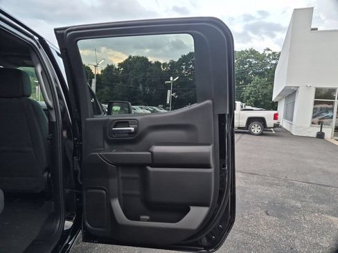 New 2026 GMC Sierra 1500 Pro w/ Graphite Edition AWD/4WD image 31