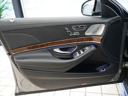 Used 2015 Mercedes-Benz S 550 4MATIC Sedan image 23