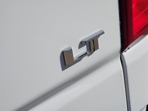 Used 2025 Chevrolet Silverado 1500 LT Trail Boss w/ Convenience Package II image 9