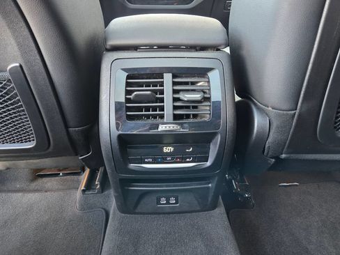 Used 2024 BMW X3 xDrive30i AWD/4WD image 38