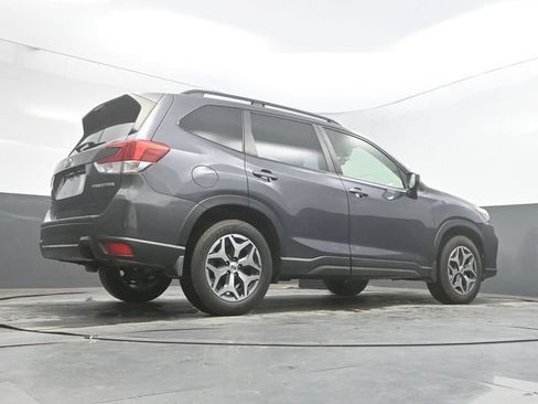 Used 2020 Subaru Forester Premium AWD/4WD image 40
