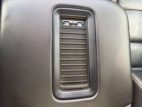 Used 2019 Chevrolet Silverado 2500 LTZ w/ Duramax Plus Package image 38