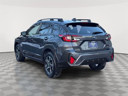 Used 2024 Subaru Crosstrek 2.0i Premium image 5