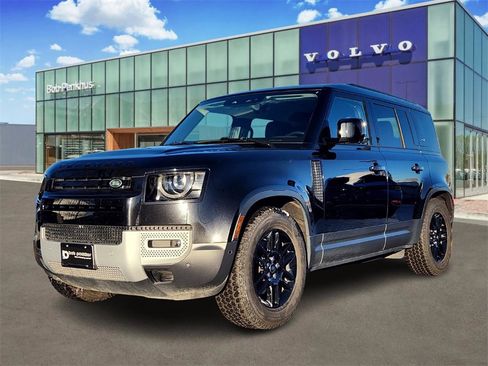 Used 2024 Land Rover Defender 110 S image 25