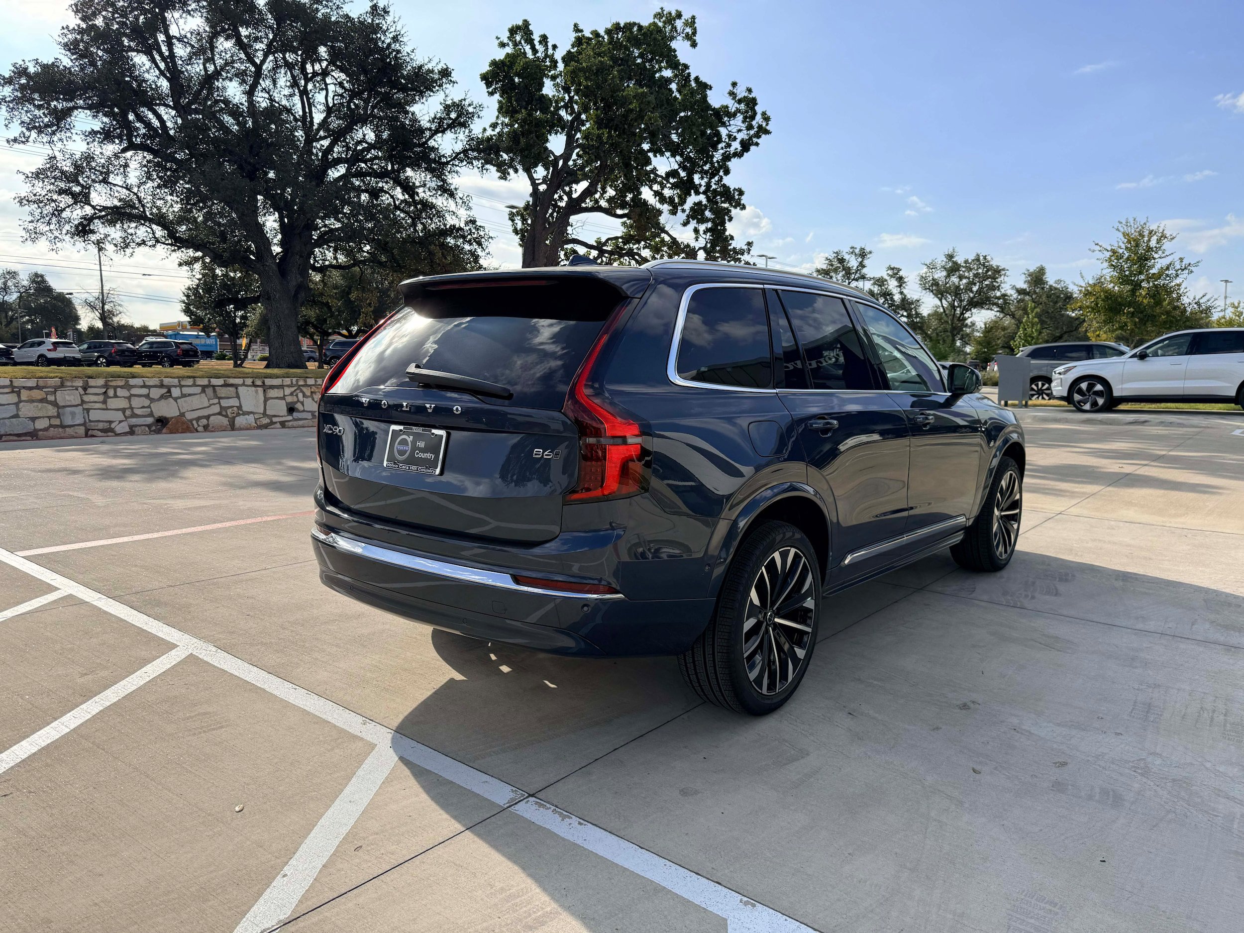 New 2026 Volvo XC90 B6 Ultra w/ Protection Package AWD/4WD image 6
