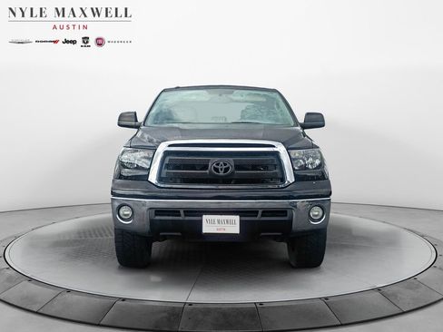 Used 2012 Toyota Tundra 2WD CrewMax w/ SR5 Pkg image 18