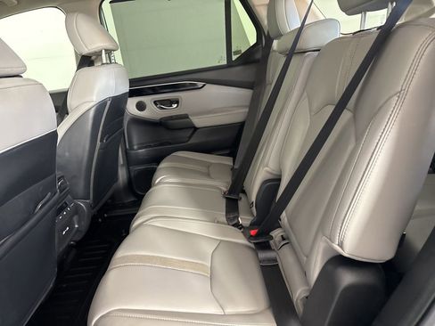Used 2023 Honda Pilot Touring image 21