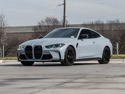 Used 2021 BMW M4 Coupe w/ Executive Package image 3
