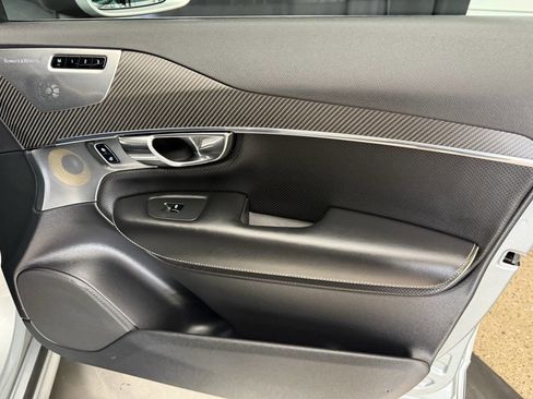 Used 2016 Volvo XC90 T6 R-Design w/ Vision Package image 20